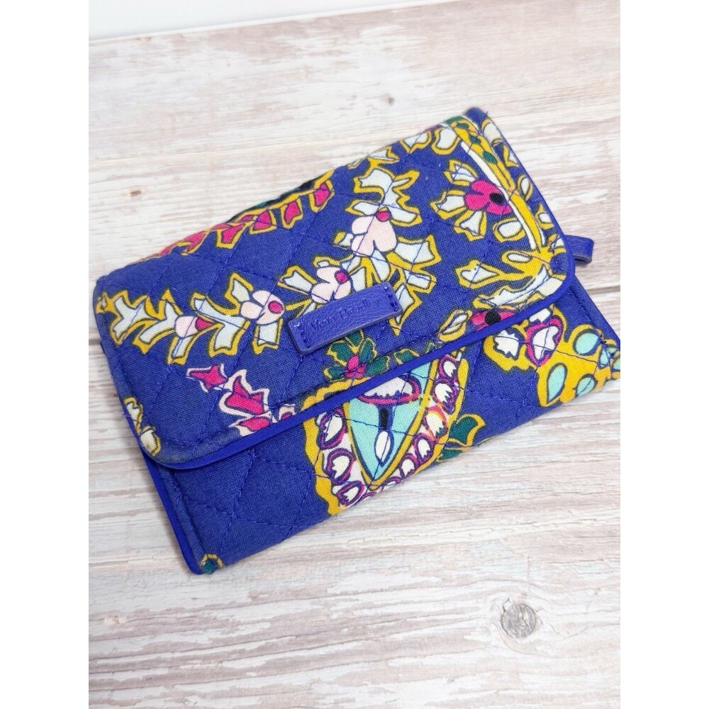 Vera Bradley Riley compact wallet RFID All Together Colorful  Trifold
